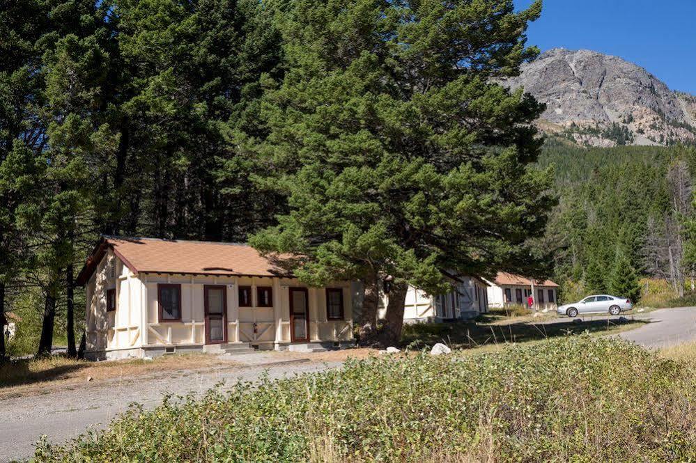 Rising Sun Motor Inn East Glacier Park Village Exteriör bild